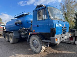 автоцистерна Tatra 815