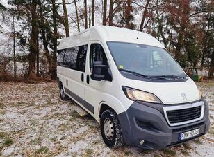 грузопассажирский микроавтобус Peugeot Boxer 2.2