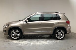 кросовер Volkswagen Tiguan