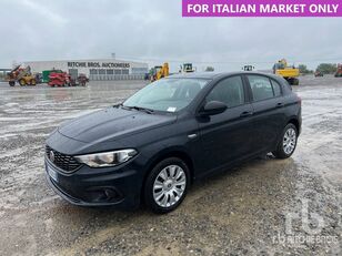 кроссовер FIAT TIPO