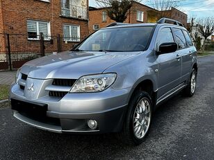 кроссовер Mitsubishi Outlander I  2.0dm³ 136KM 2.0i Klima PDC Gwarancja