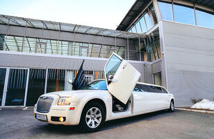 лімузин Crysler 300C Limousine Tiffani