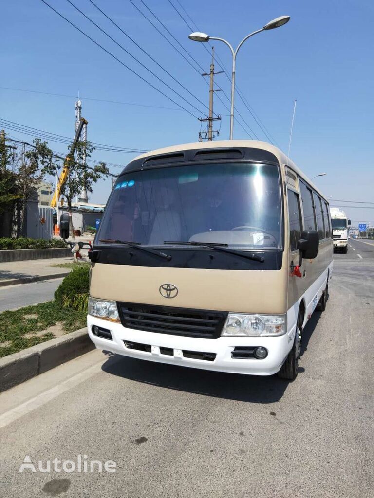 пассажирский микроавтобус Toyota lhd