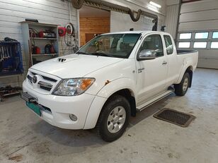 пикап Toyota HiLux