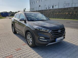 внедорожник Hyundai Tucson 1.7 CRDi 4x2 (999)