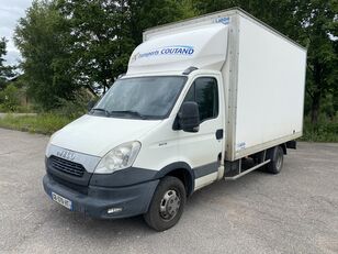ізотермічна вантажiвка < 3.5т IVECO 35C15