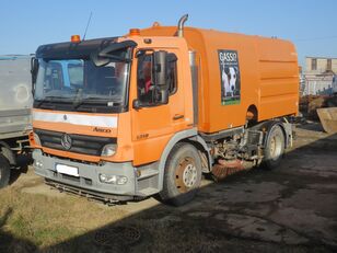 уборочная машина Mercedes-Benz Atego 1318