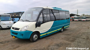 междугородний-пригородный автобус IVECO First Rosero Wing