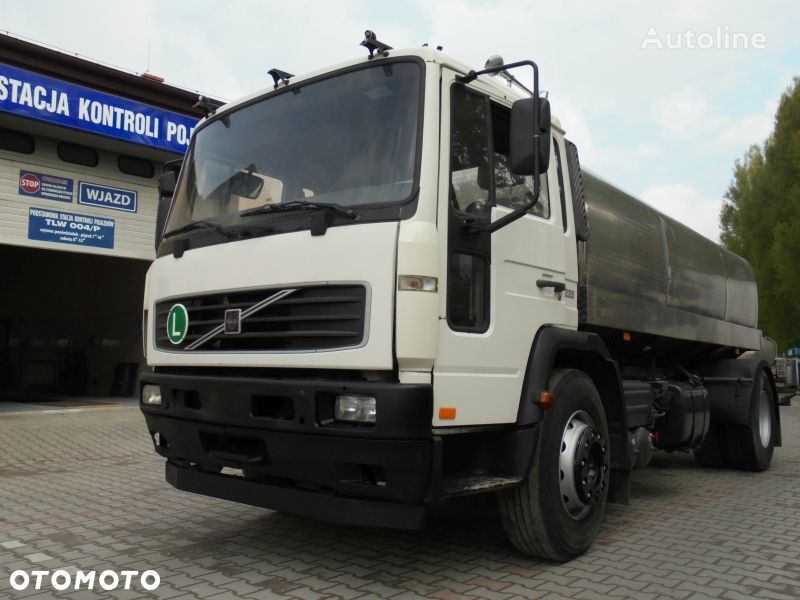 молоковоз Volvo FL220