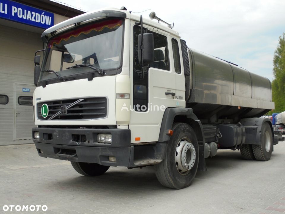 молоковоз Volvo FL220