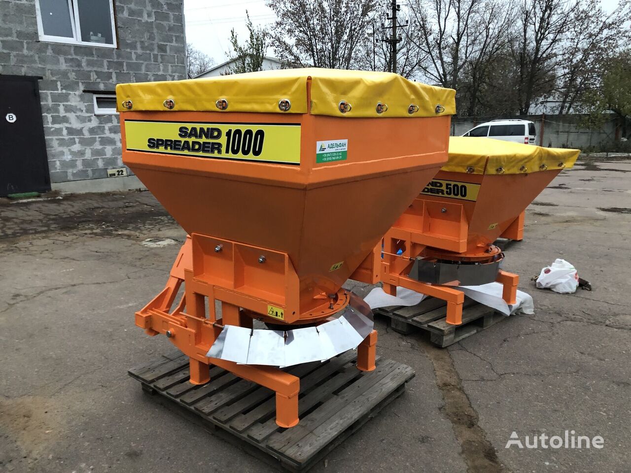 новый навесной пескоразбрасыватель SAND SPREADER 1000