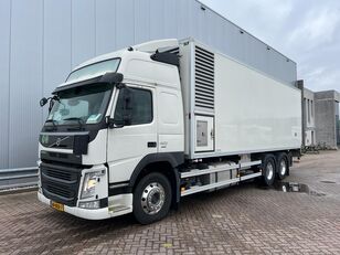 новий птаховоз Volvo FM - Heering (Day-old chick vehicle)