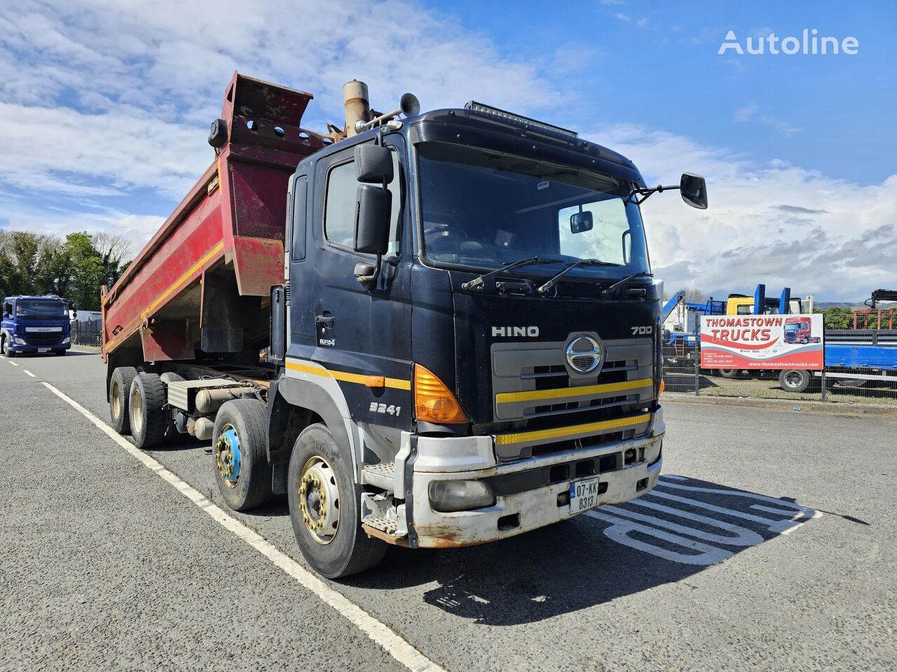 самоскид Hino 700 3241