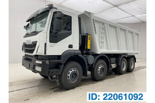 самосвал IVECO Trakker 420