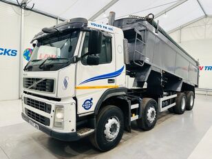 самосвал Volvo FM 400