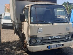 тентованный грузовик Nissan cabstar