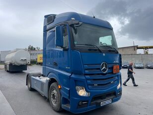 тягач Mercedes-Benz Actros 1845