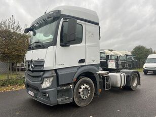 тягач Mercedes-Benz Actros 1943