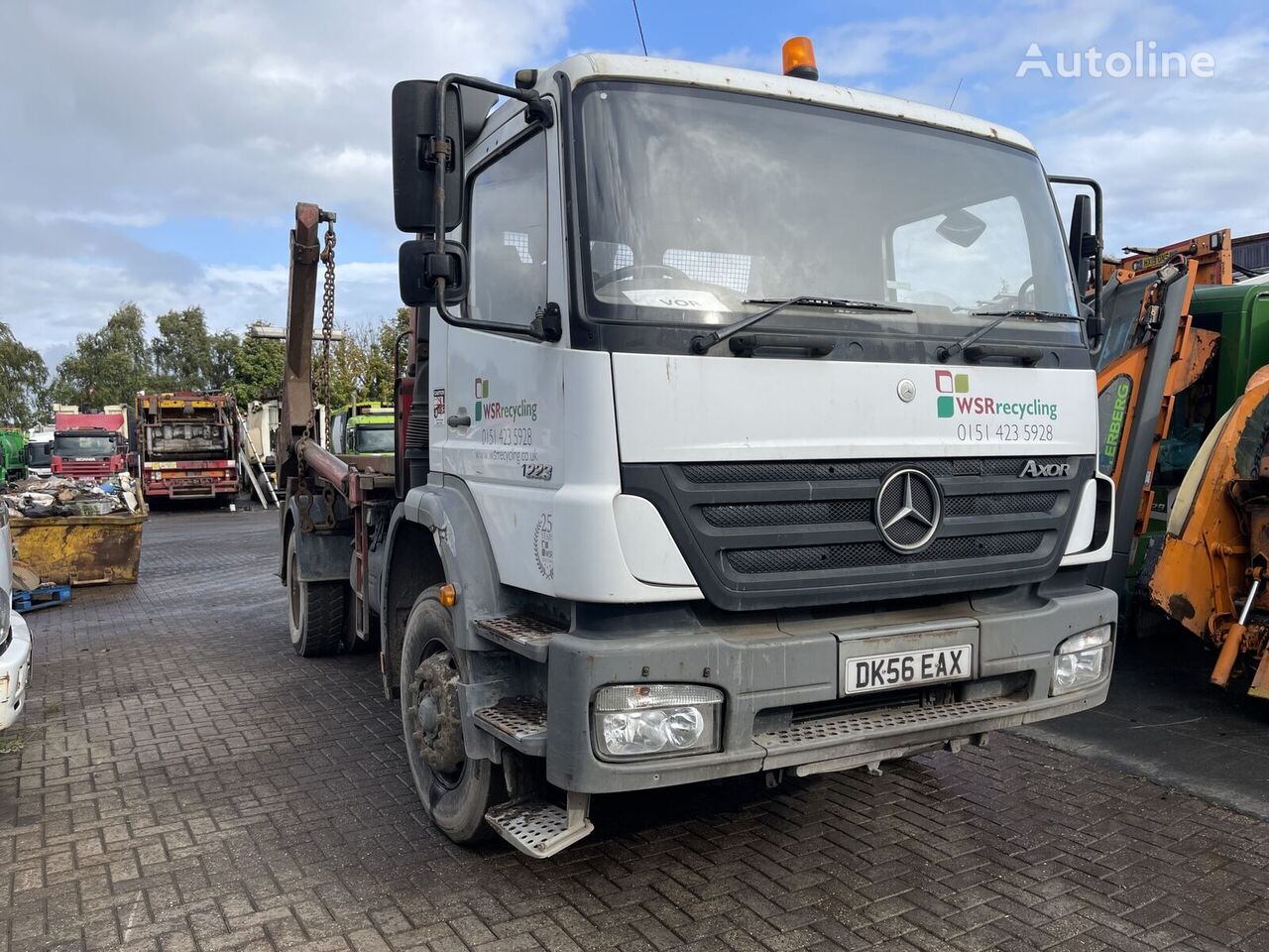 вантажівка бункеровоз Mercedes-Benz AXOR 128-23