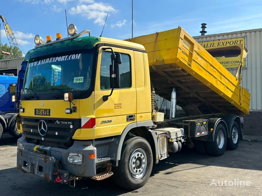 вантажівка бункеровоз Mercedes-Benz Actros 2536 MP2 Kipper 6x2 V6 EPS Good Condition