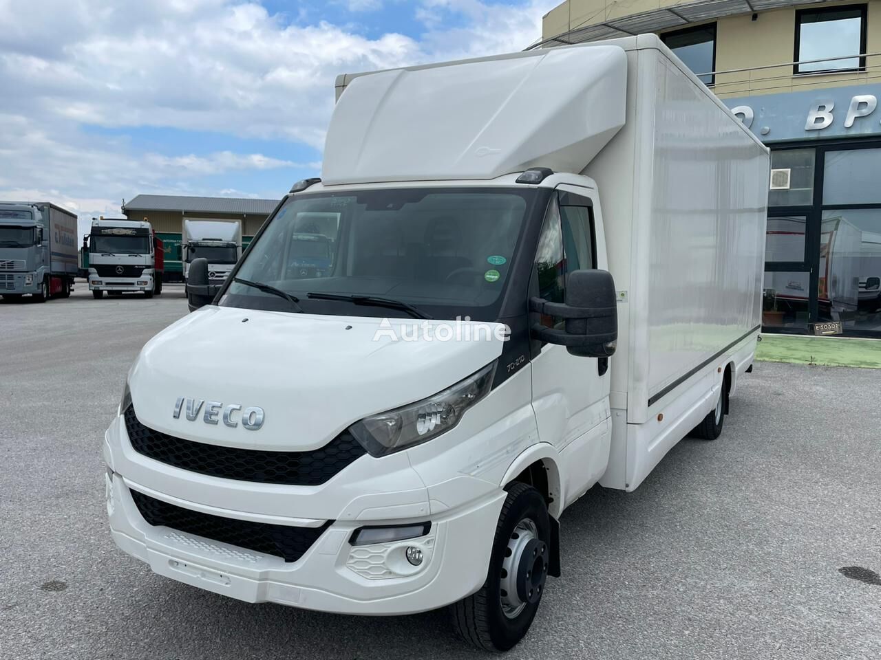 вантажівка фургон IVECO 70C21 DAILY