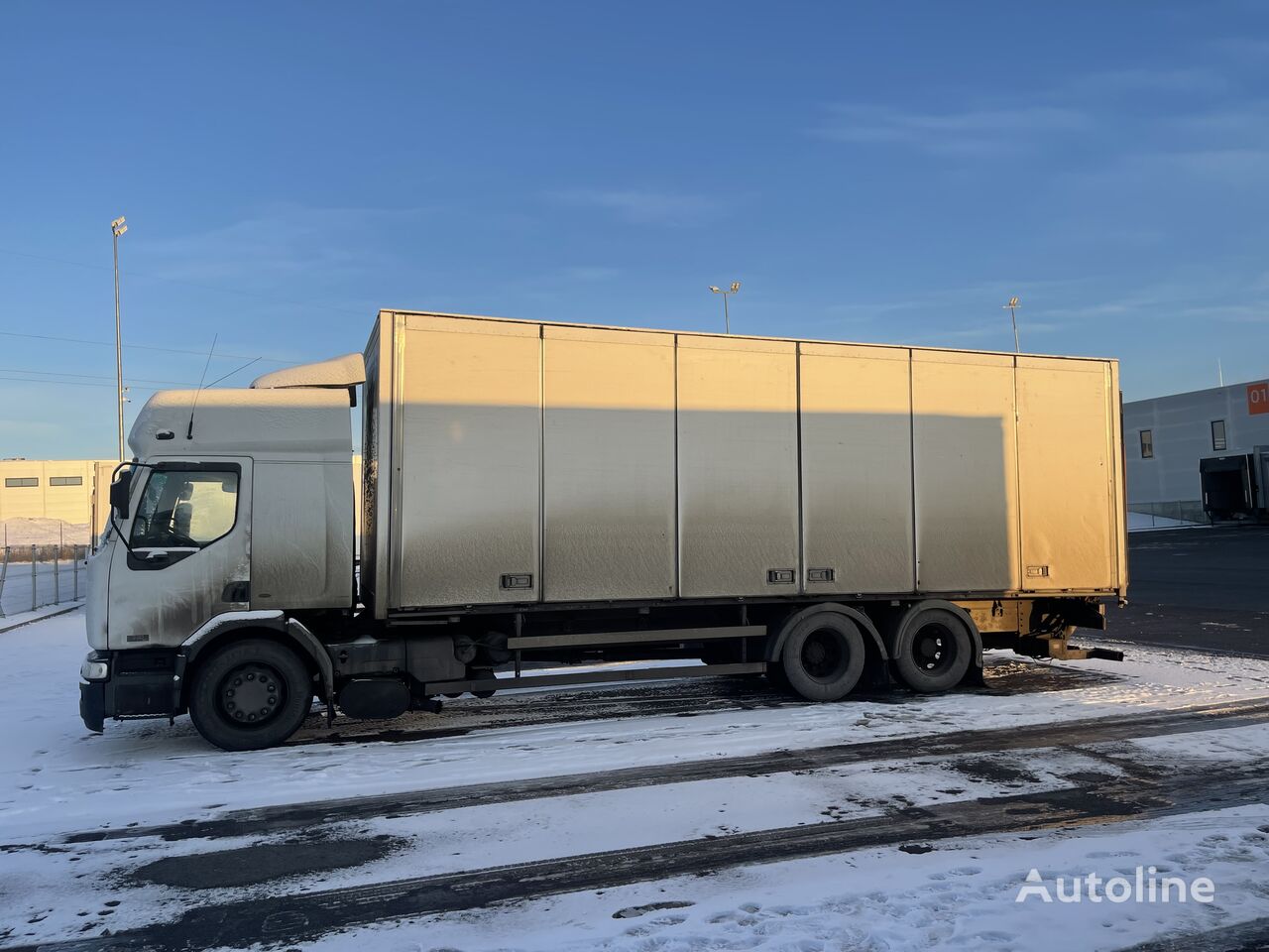 вантажівка фургон Renault Premium