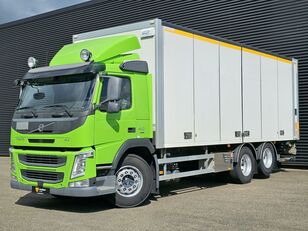 вантажівка фургон Volvo FM 410 6x2 / SIDE DOORS / LIFT / ISOLATED