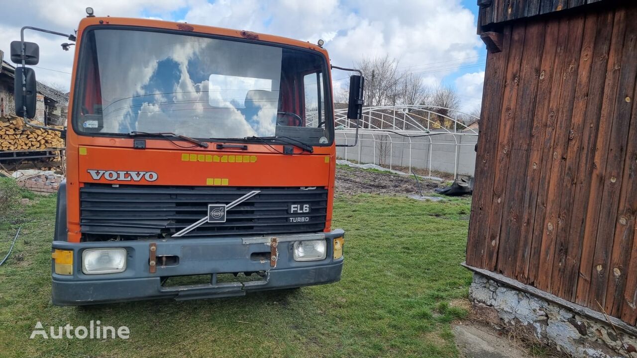 вантажівка шасі Volvo FL618