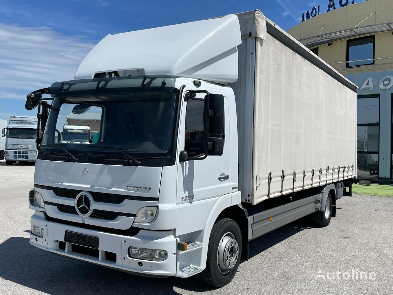 вантажівка шторна Mercedes-Benz 1224 L ATEGO