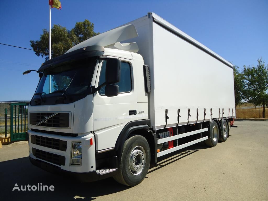 вантажівка шторна Volvo FM 380