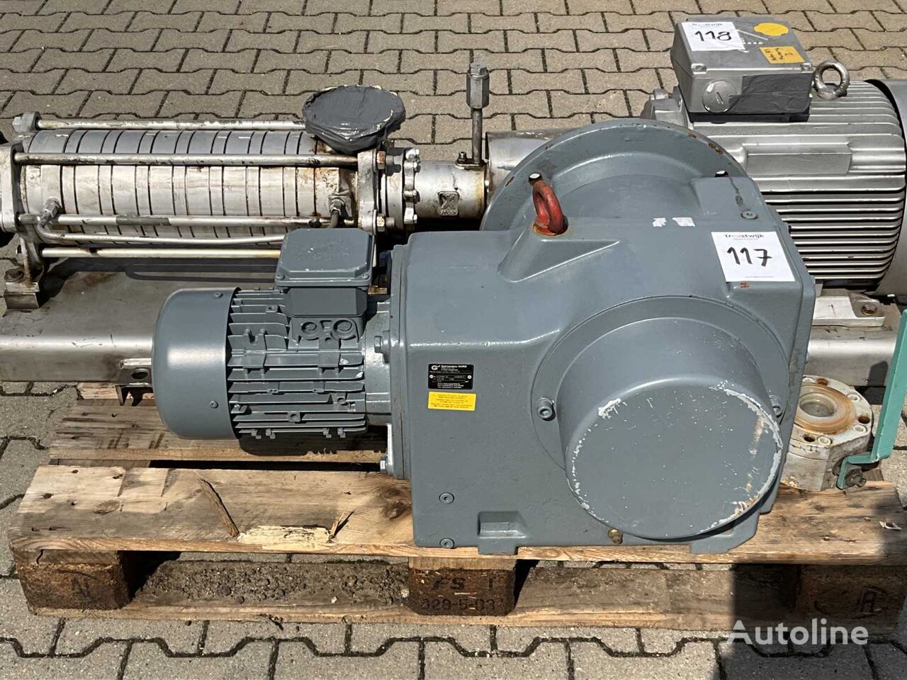 двигатель Getriebebau Nord SK 9052.1AFSH-100L/4 TF