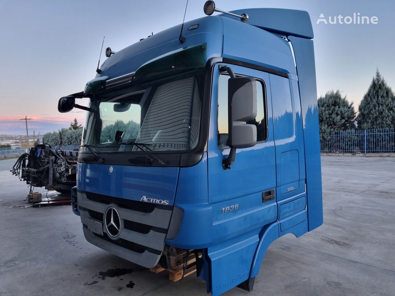 Купить кабину Mercedes-Benz ACTROS MP3 для грузовика Mercedes-Benz ACTROS  MP3 Греция ΤΗΕSSΑΛΟΝΙΚΙ, XM32171