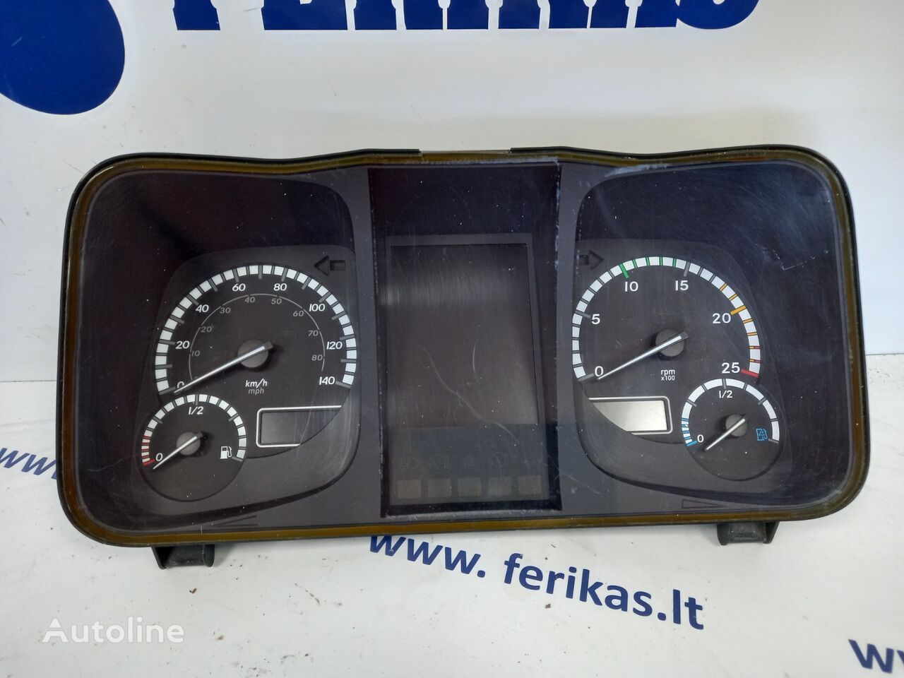 панель приборов Daimler-Benz A9614463121 для тягача Mercedes-Benz Actros